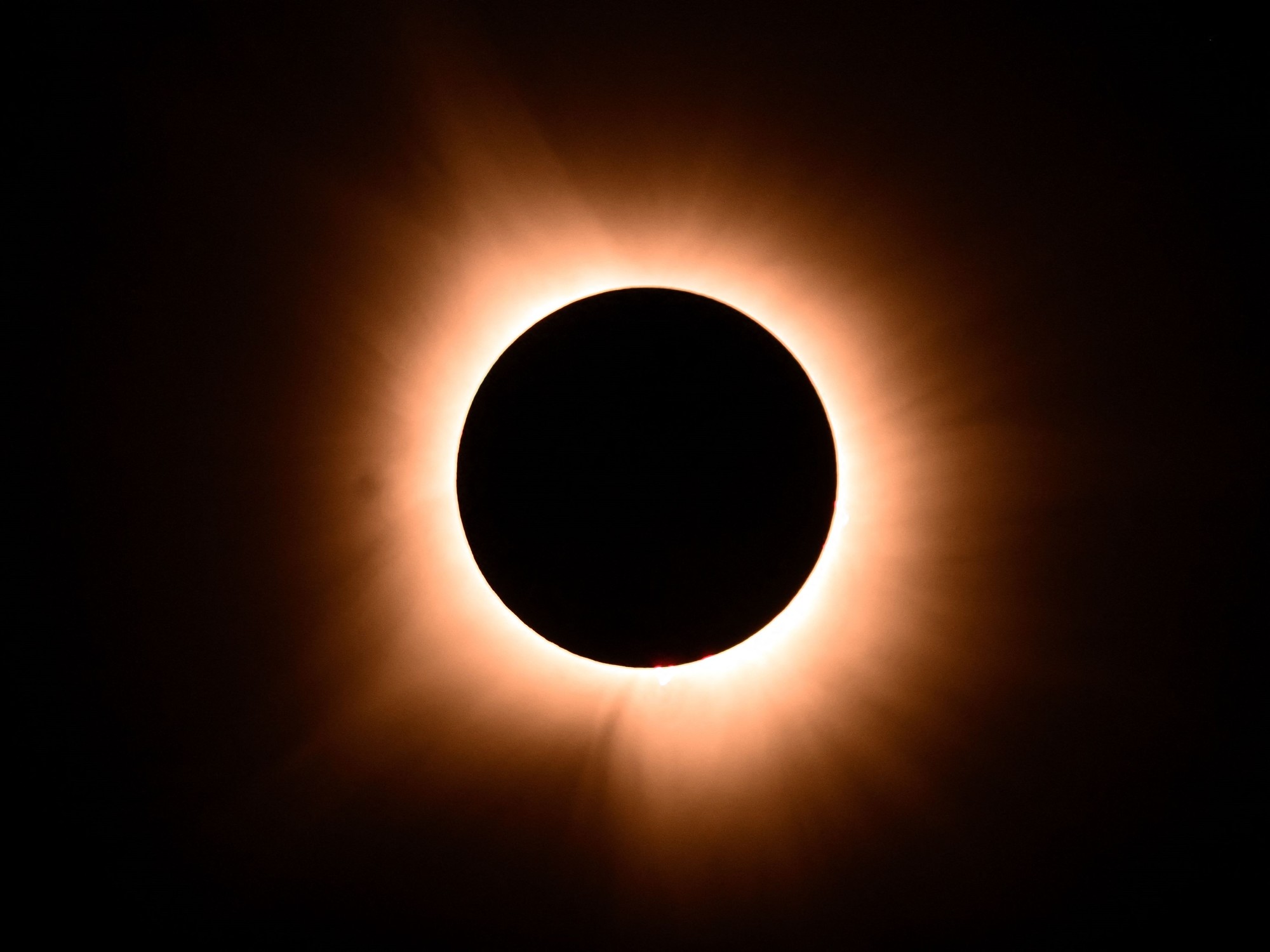Tres citas astronómicas únicas en España 🇪🇸